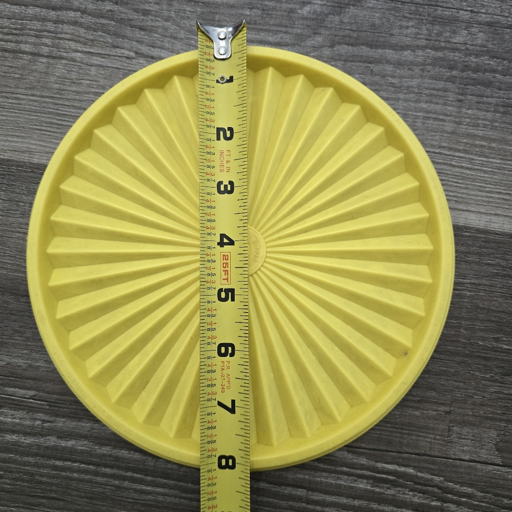 Tupperware lid replacement 8 inches
